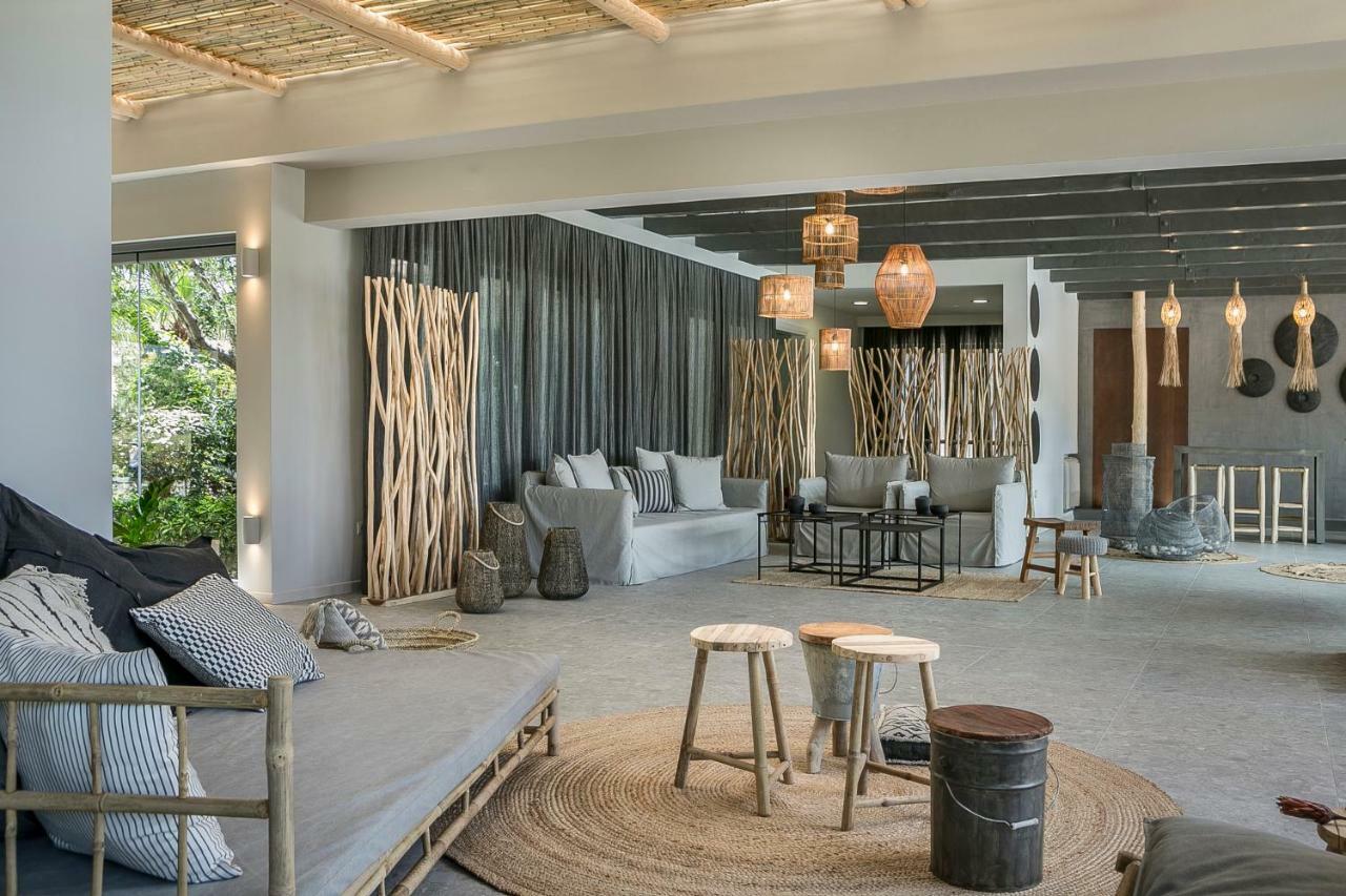 Avithos Hotel